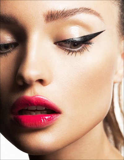 Editorial, Frontpage, Beauty, Close Up, Cosmo, Eye Liner, Face, Get in line, Make Up, September issue