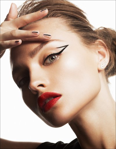 Editorial, Frontpage, Beauty, Close Up, Cosmo, Eye Liner, Face, Get in line, Make Up, September issue